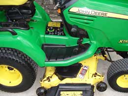 John Deere X740